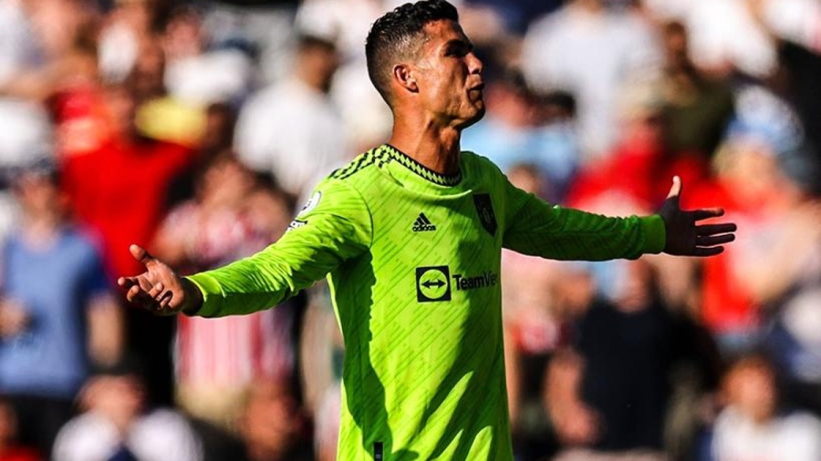 Μπρέντφορντ - Μάντσεστερ Γιουνάιτεντ 2-0: Τραγικά λάθη των «κόκκινων διαβόλων» και πίσω στο σκορ από το 18’! (video)