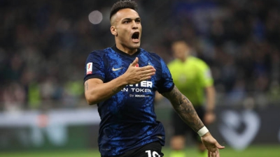 Ίντερ - Μίλαν 1-0: Προηγούνται από νωρίς οι «νερατζούρι» με Μαρτίνεζ! (video)