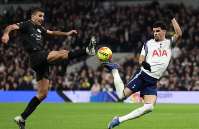 Το έκανε (περίπου) όπως ο Ζιρού: Ισοπαλία σαν ήττα για Σίτι - Ο Σολάνκε «ρέφαρε» για την... Άστον Βίλα!