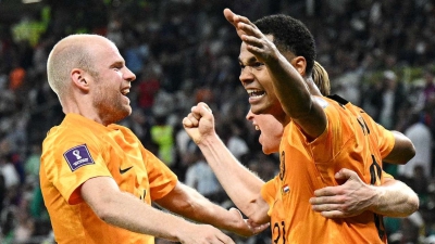 Σενεγάλη - Ολλανδία 0-2: Ο Μεντί (δεν) έβαλε το χεράκι του και οι «Οράνιε» μπήκαν με το... δεξί! (video)