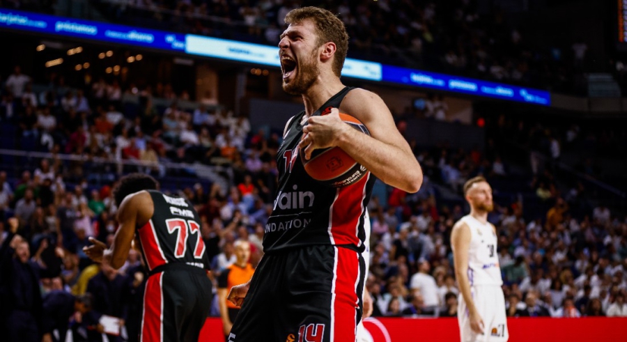 Το back to back MVP του Βεζένκοφ που «ντύθηκε» Ράτζα (video)