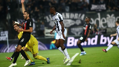 ΠΑΟΚ – Άιντραχτ 0-0: Ο Σαμάτα σκόραρε αλλά ο VAR «έδειξε» οφσάιντ (video)