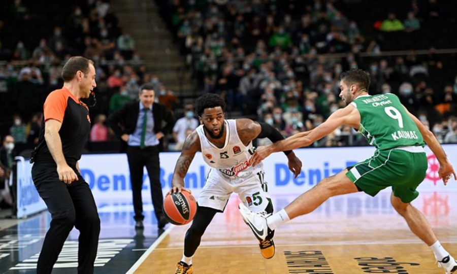 Μέικον: «Αν μείνουμε ενωμένοι θα βρούμε τι φταίει»