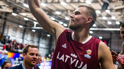 Οριστικά νοκ-άουτ ο Πορζίνγκις: «Δεν θα παίξω στο Παγκόσμιο Κύπελλο»