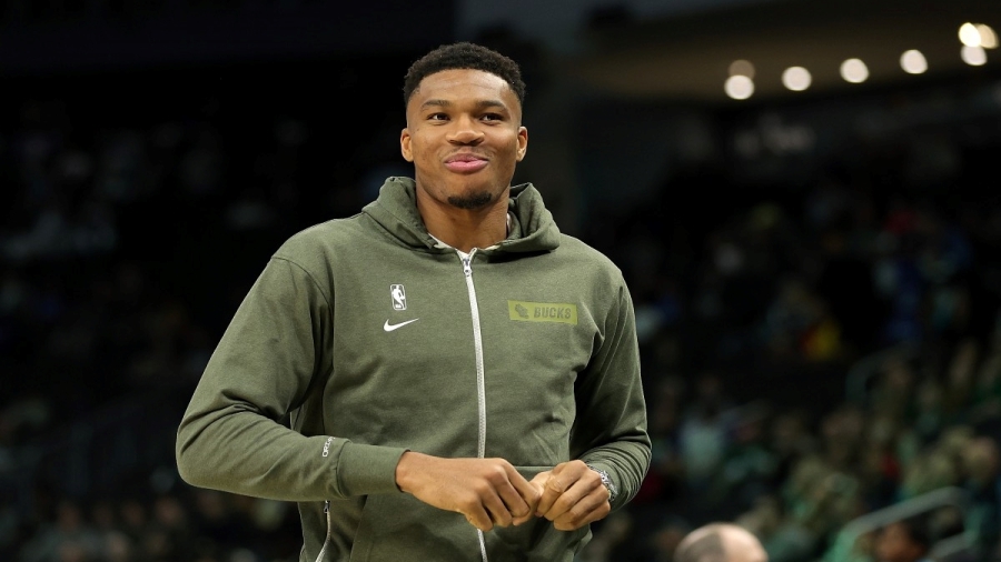 Giannis: Επεκτείνει την εμπορική του δραστηριότητα κατοχυρώνοντας τρία ακόμα... freak σήματα!