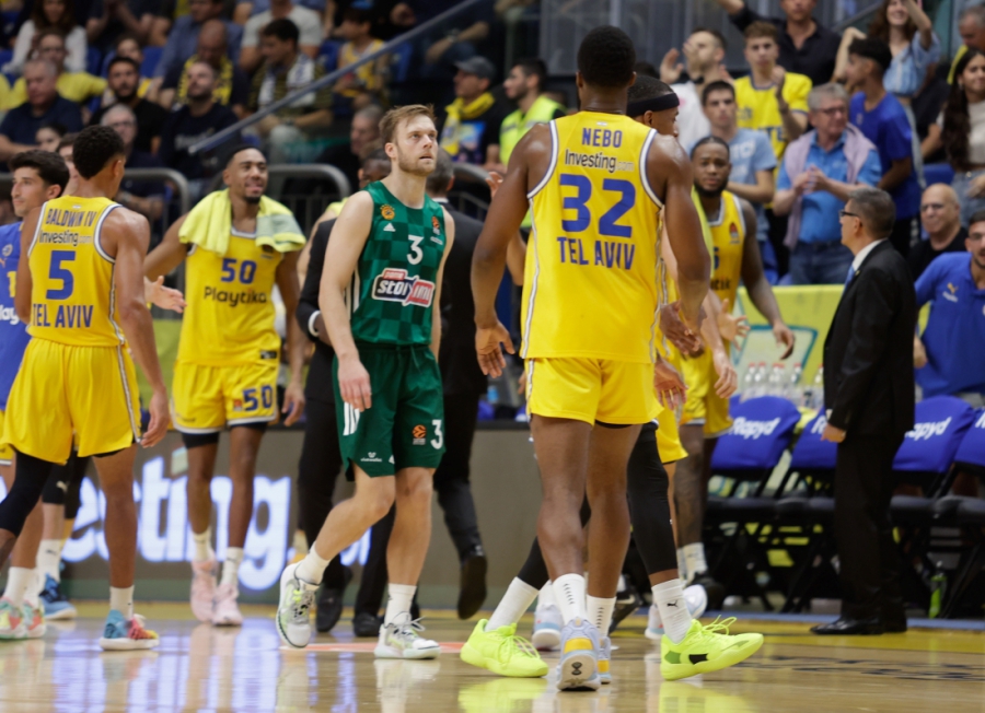 Ουόλτερς: «Σε αυτό το γήπεδο δεν μπορείς να κερδίσεις με τόσα λάθη»