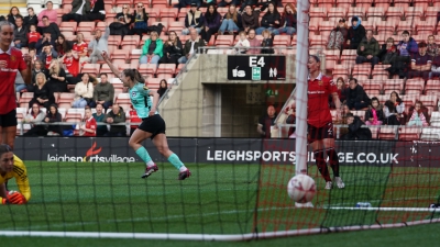 Γκολ… καριέρας: Σκόραρε στον ημιτελικό του FA Cup η Σαρρή απέναντι στη Γιουνάιτεντ!