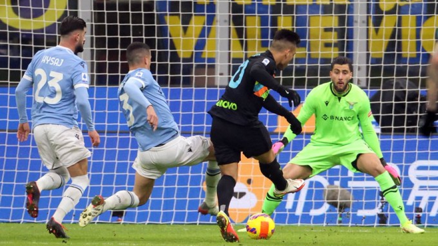 Ίντερ – Λάτσιο 1-1: Ο Μπαστόνι ανοίγει το σκορ και ο Ιμόμπιλε ισοφαρίζει μέσα σε πέντε λεπτά! (video)