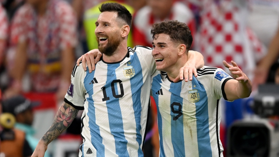 Αργεντινή - Κροατία 2-0: Πεντάλεπτο... φωτιά και πρώτος σκόρερ της «αλμπισελέστε» ο μοναδικός Λιονέλ Μέσι! (video)