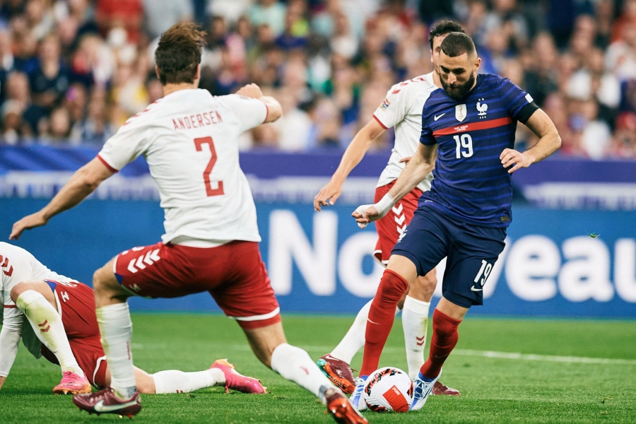 Γαλλία - Δανία 1-0: Άνοιξαν το σκορ οι «τρικολόρ» με φοβερό σόλο Μπενζεμά (video)