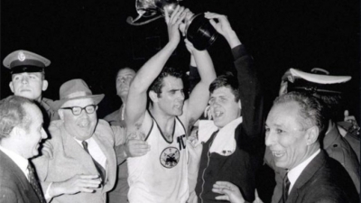 ΑΕΚ 4 Απριλίου 1968: Με 80.000 στο πλευρό της δεν μπορούσε να χάσει το Κύπελλο Κυπελλούχων (video)