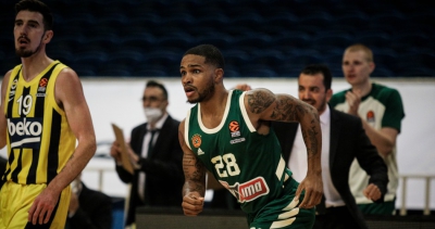 Υπογράφει στους Πέισερς ο Σάικς