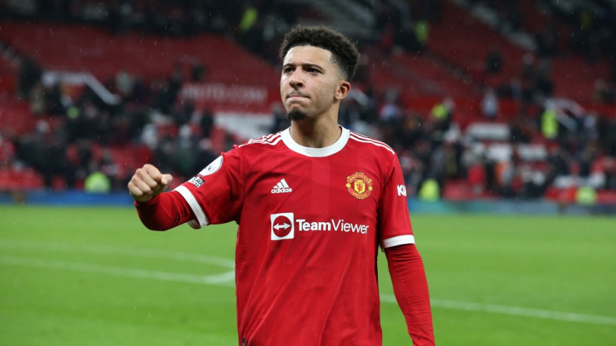 Μάντσεστερ Γιουνάιτεντ – Μπέρνλι 2-0: Βάζει τις βάσεις από νωρίς για το τρίποντο με… αυτογκόλ του Μι, σε προσπάθεια του Σάντσο!