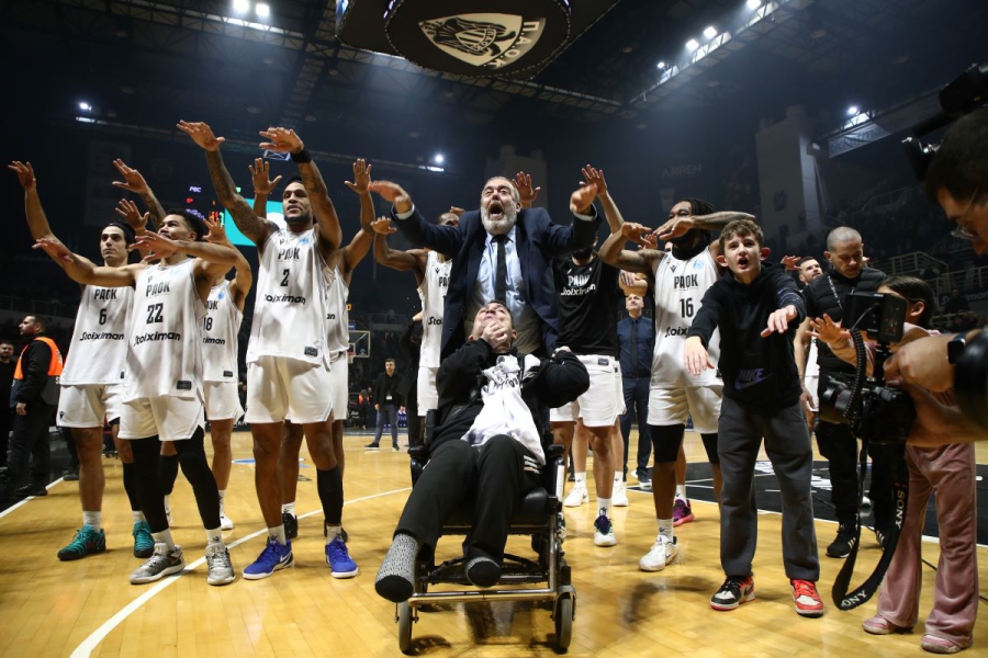 Πίστη, χαρακτήρας, πάθος, Δικέφαλος: Θρίλερ και αποθέωση στο Παλατάκι, ο πρωτοπόρος ΠΑΟΚ κέρδισε την Μπράουνσβαιγκ!