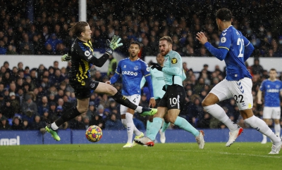 Έβερτον - Μπράιτον 0-2: Απόλυτος αιφνιδιασμός από τους «γλάρους» (video)