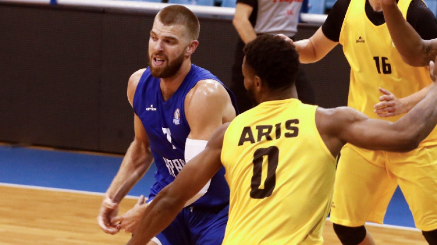 Οι εξηγήσεις του Φίνκε για την αποχώρηση του από την Ηρακλή!