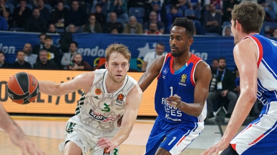 Παναθηναϊκός: Πρόβλημα με Ουόλτερς, αποχώρησε από το ματς με την Εφές