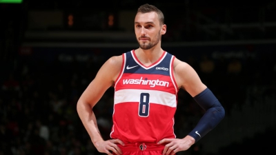 Λόντον Λάιονς: Μετά τον Κώστα Κουφό απέκτησαν και τον Σαμ Ντέκερ