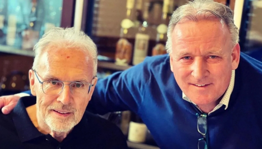 Συνάντηση... κορυφής μεταξύ «θρύλων»: Μπεκενμπάουερ και Αντρέας Μπρέμε ευχήθηκαν «Καλά Χριστούγεννα»!