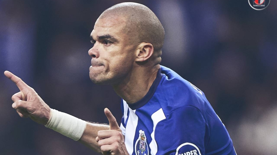 Άσε τον τρελό στην… τρέλα του: Ο 40αρης Πέπε, σκοράρει για μία ιστορική κορυφή στο Champions League! (video)