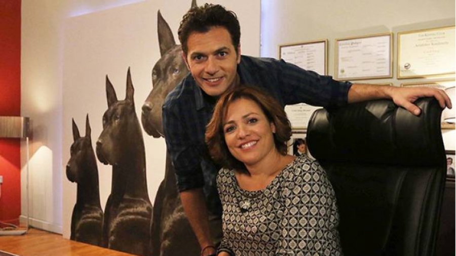 Οι ηθοποιοί Μάριος Αθανασίου και Μαριάννα Τουμασάτου εκπροσωπούν τις ομάδες τους στο BN Sports ενόψει του ντέρμπι Ολυμπιακός-Παναθηναϊκός