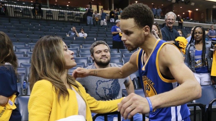 Η μητέρα του Καρί αποκάλυψε ότι είχε σκεφτεί την έκτρωση όταν ήταν έγκυος στον Στεφ!