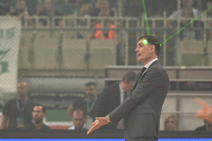 Μπέριλ ΜακΚίσικ: «Υποθέτω ότι ήταν σε έκπτωση τα λέιζερ;» (video)