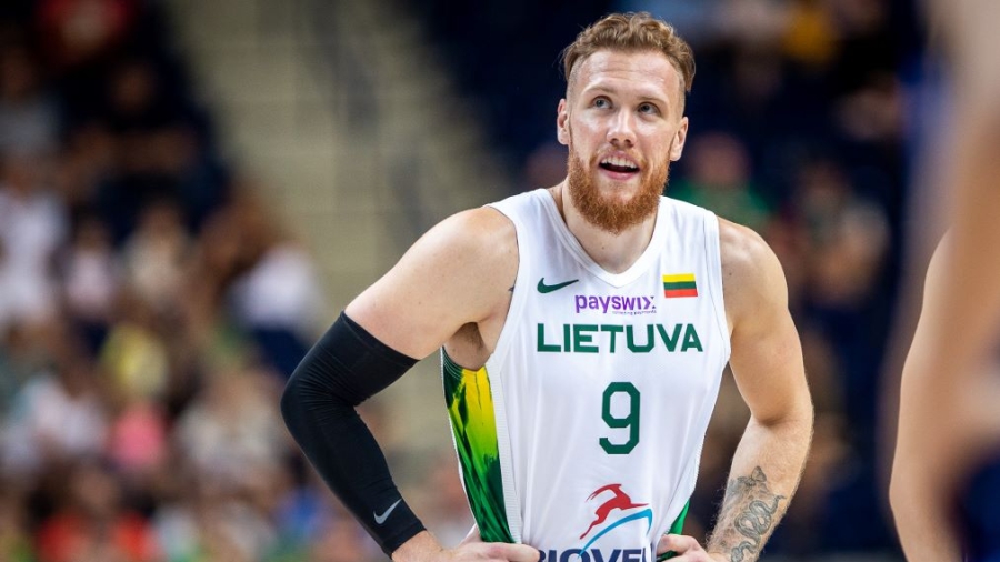 Μπραζντέικις: «Ανυπομονώ να παίξω για τον Μπαρτζώκα» (video)