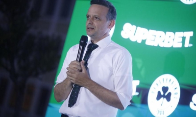 Δούκας στη παρουσίαση της φανέλας του Παναθηναϊκού: «Η ομάδα της Αθήνας αναβαθμίζεται σε όλα τα επίπεδα!»