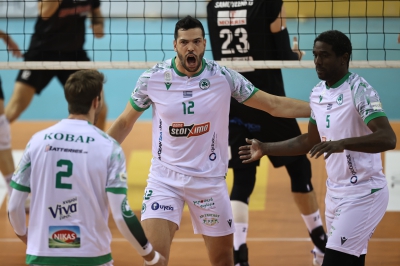 Volley League: Κυριάρχησε στην Πυλαία και... πέταξε στους τελικούς ο Παναθηναϊκός!