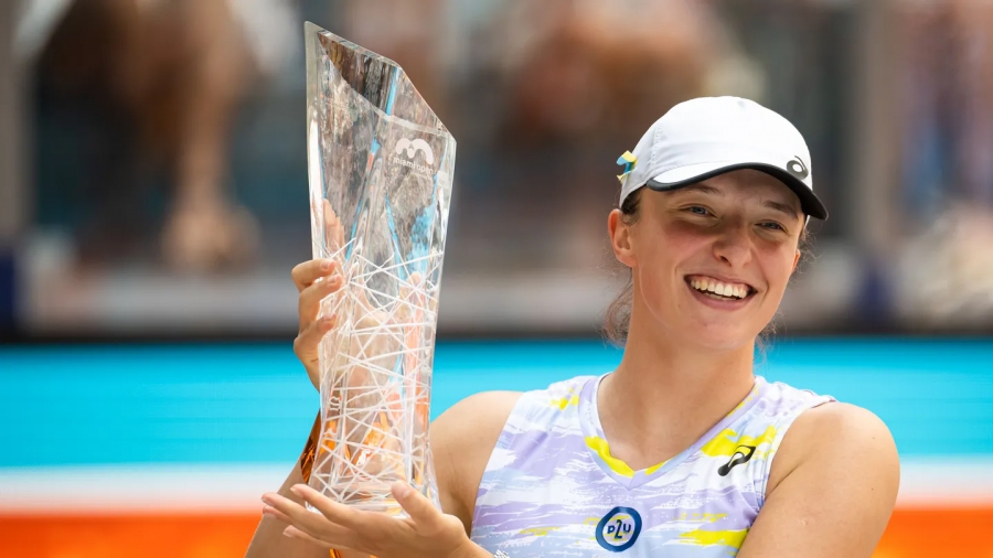 Επισήμως στο Νο.1 η Σβιόντεκ - Στην 4η θέση η Σάκκαρη, στην 5η ο Τσιτσιπάς