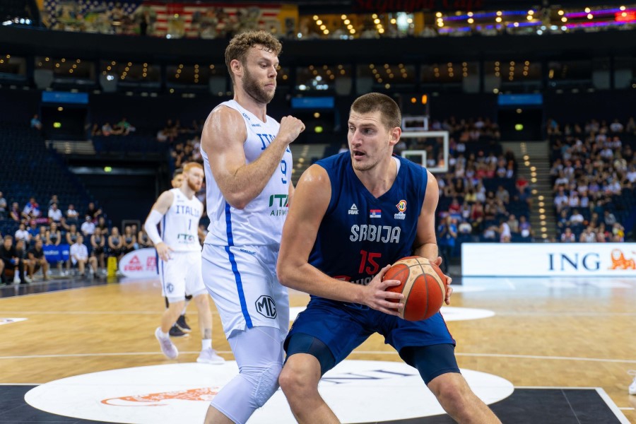 Σερβία - Ιταλία 90-86: Ανατροπή από το -15 με ηγέτη Γιόκιτς