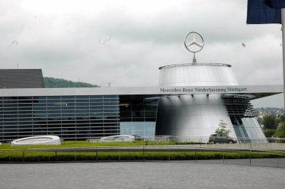 Mercedes-Benz: Επενδύει 47 δισ. δολάρια με στόχο την παραγωγή πλήρως ηλεκτρικών αυτοκινήτων μέχρι το 2030