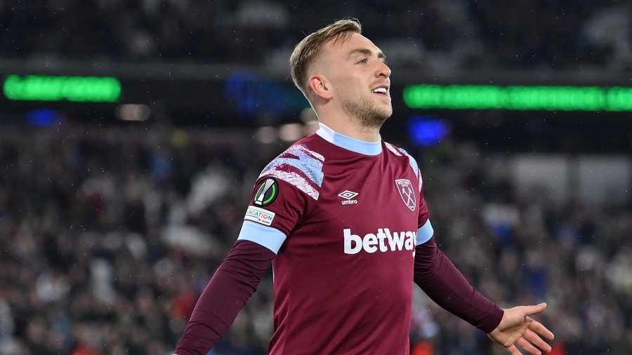 Γουέστ Χαμ – ΑΕΚ Λάρνακας 3-0: Δύο γκολ σε δύο λεπτά ο Μπόουεν και… στα προημιτελικά «σφυριά»(video)