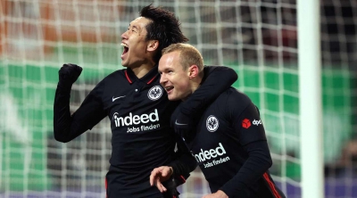 Bundesliga: Εντυπωσιακό φινάλε και σημαντική νίκη για την Άιντραχτ Φρανκφούρτης - Έσωσε την Κολωνία ο Μοντέστ! (video)