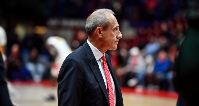 «Καζάνι» που βράζει η Αρμάνι Μιλάνο!