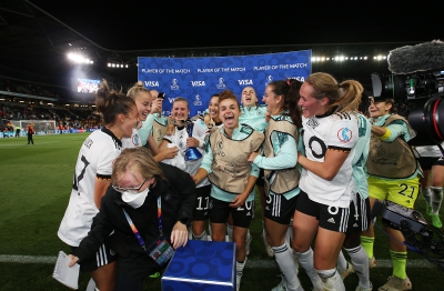 Το έριξαν στους… πανηγυρισμούς οι Γερμανίδες! (video)