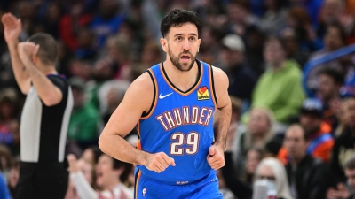 Ανατροπή με Μίτσιτς: Οι Σανς ενεργοποίησαν την οψιόν και μένει στο NBA προς το παρόν!