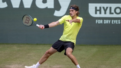 Αποχαιρέτησε από νωρίς το Χαλέ ο Τσιτσιπάς!