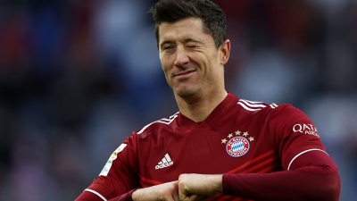 Μάντσεστερ Γιουνάιτεντ: Προσπάθεια να «κλέψει» τον Λεβαντόφσκι από την Μπαρτσελόνα!