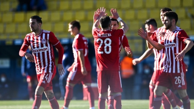 Παναιτωλικός – Ολυμπιακός 1-1: Επιστροφή στα γκολ ο Ελ Αραμπί και απάντηση από τον «καυτό» Μεντόσα (video)