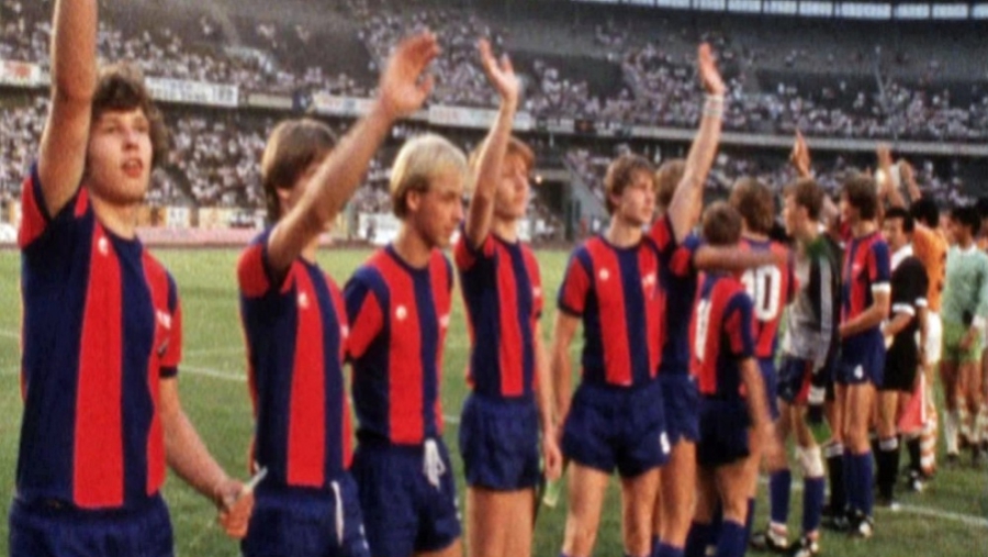 Γερμανική ομάδα πιτσιρικάδων ντύθηκε... Εθνική Νέων και γελοιοποιήθηκε στην Κίνα!