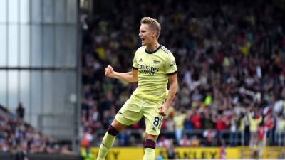 Μπόρνμουθ – Άρσεναλ 0-2: Τρομερό ξεκίνημα, με σκόρερ δις τον Έντεγκααρντ! (video)