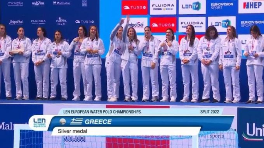 Η «ασημένια» απονομή της Εθνικής μας ομάδας! (video)