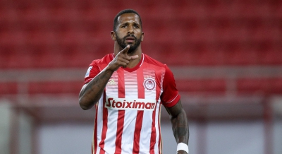 Καφού: Στη Ρόδεραμ ο πρώην «ερυθρόλευκος»