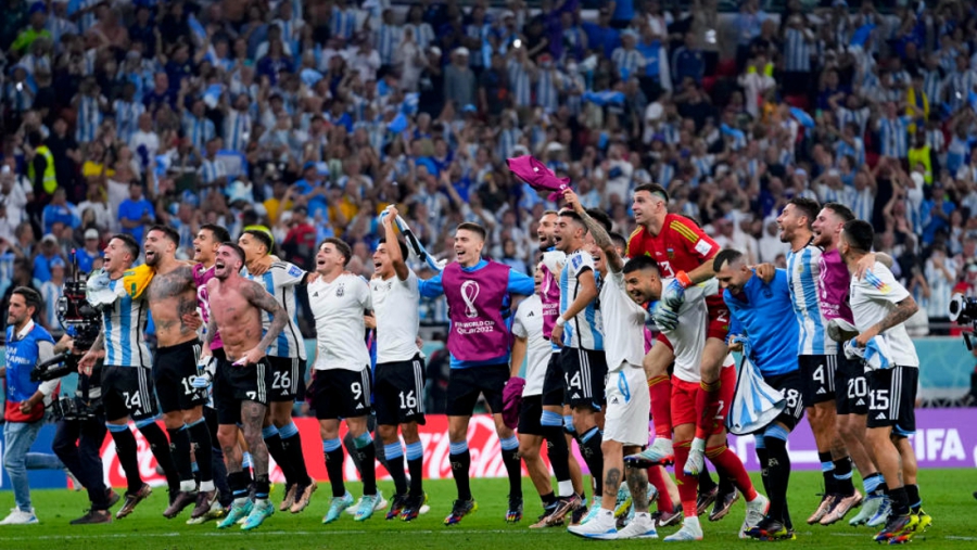 Το πάρτι της «αλμπισελέστε» μετά την πρόκριση στους «8» του Μουντιάλ! (video)