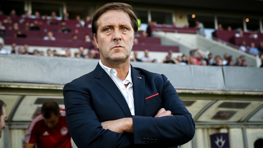 Μία «ανάσα» από τη Χαλ ο Πέδρο Μαρτίνς