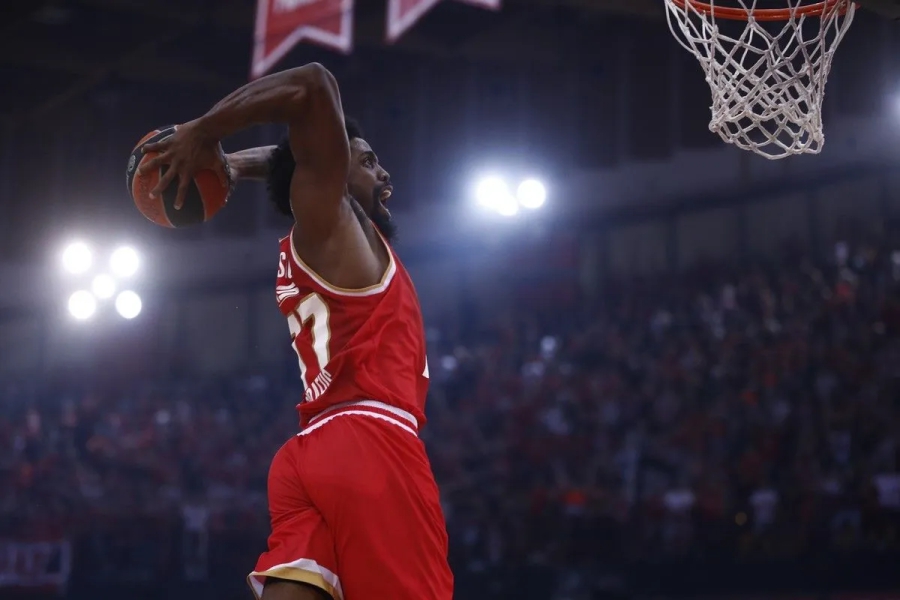 ΜακΚίσικ: «Προνόμιο να είσαι μέρος ιστορίας σ' ένα από τα σπουδαιότερα ντέρμπι!»