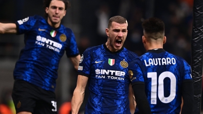 Ίντερ – Σαχτάρ 2-0: Ένα βήμα πιο κοντά στoυς «16» με πρωταγωνιστή τον Τζέκο! (video)