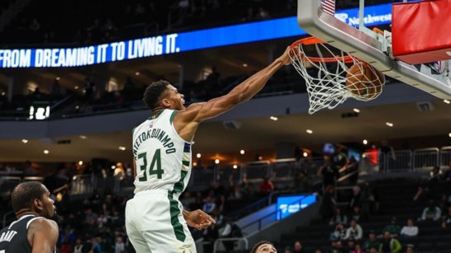 Αντετοκούνμπο: «Δεν είμαστε τόσο προσεκτικοί και πεινασμένοι, όσο θα έπρεπε»